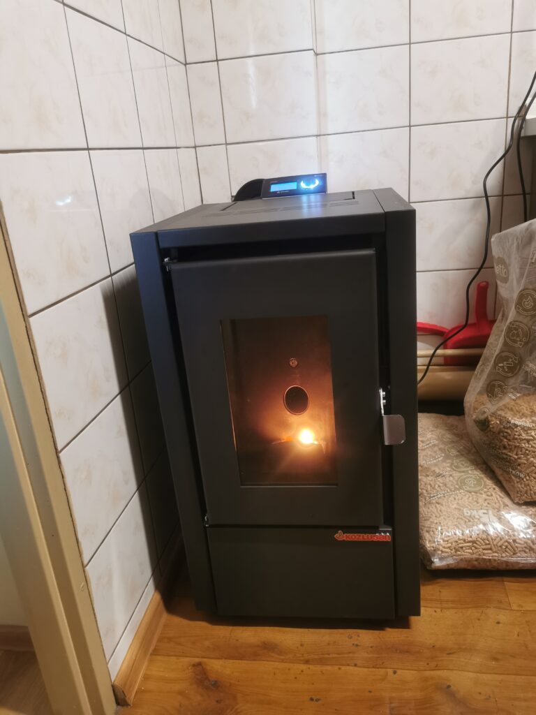 Kominki na pellet z DGP — realizacja 8