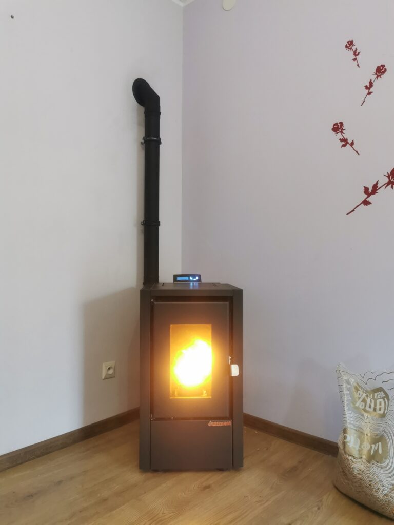 Kominki na pellet z DGP — realizacja 14