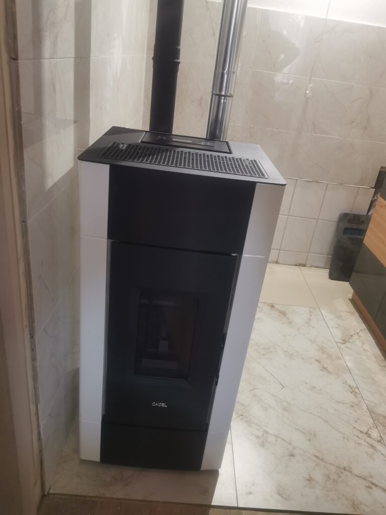 Kominki na pellet z DGP — realizacja 30